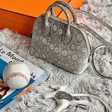  tote bag interior and compartment view