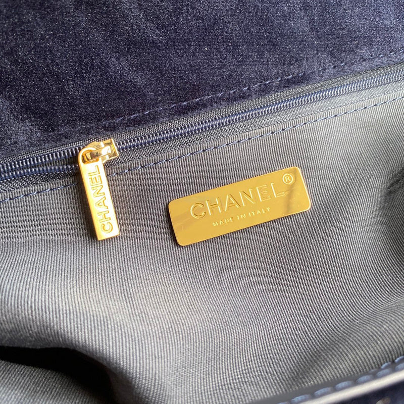 Zivas Charm Timeless Appeal Fashion Handbag (Effortless Style Upgrade) – Back View