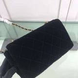 Zivas Charm Understated Luxury Fashion Handbag (Designer-Inspired Craftsmanship) – Detail View