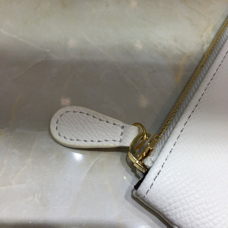 Contemporary Premium PU Leather Handbag - Smooth Faux-Leather Exterior | Women's Premium Handbag #1014 - texture close-up (image 9) of designer-inspired handbag