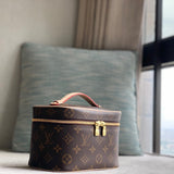  smart top-handle bag detail view showing craftsmanship