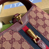 Side profile of classic elevated women's handbag – women's designer-style accessory