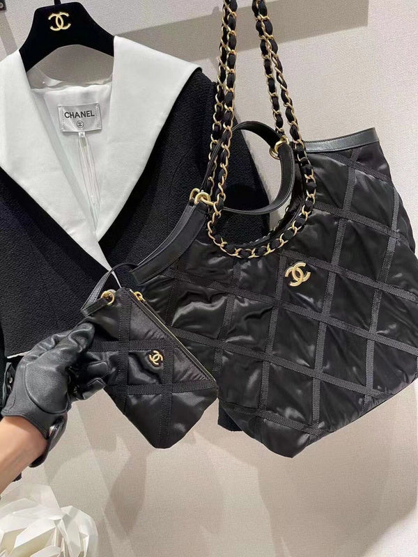  women's handbag, versatile design, view 4