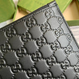 Styled lifestyle shot of structured modern women's handbag – women's luxury accessory
