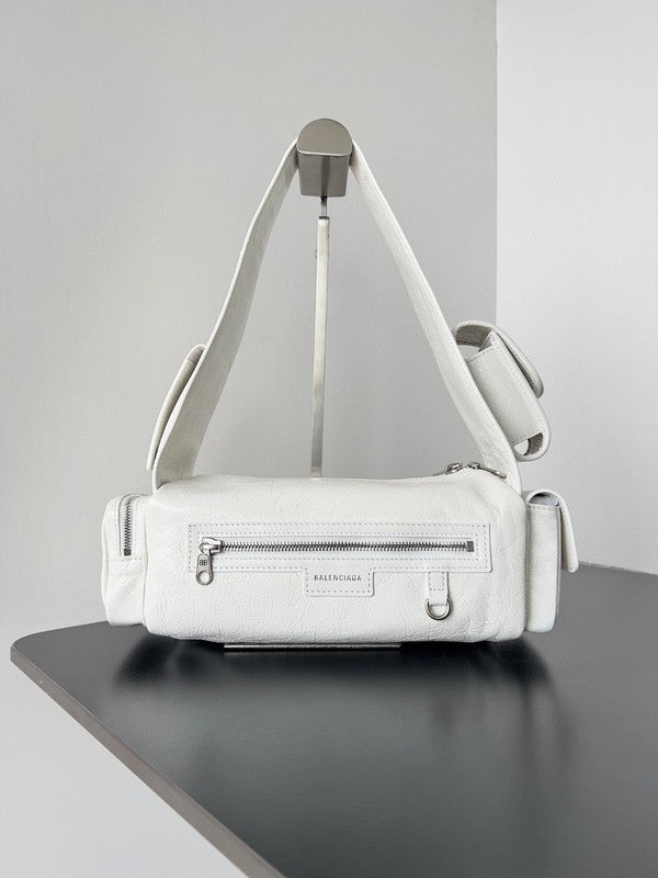 Zivas Charm Effortless Elegance Fashion Handbag (Elevated Accessory Essential) – Lifestyle Shot