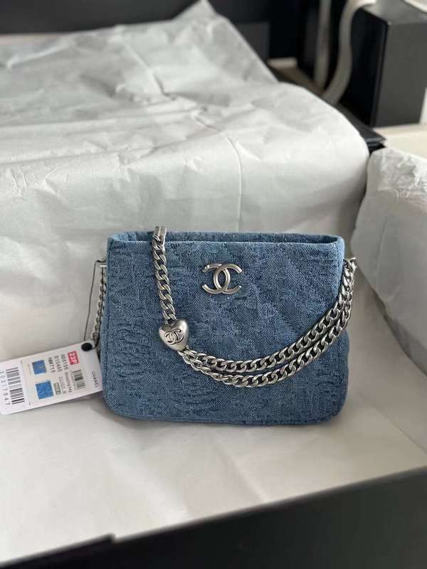 Zivas Charm Everyday Sophistication Luxury Handbag (Elevated Accessory Essential) – Front View