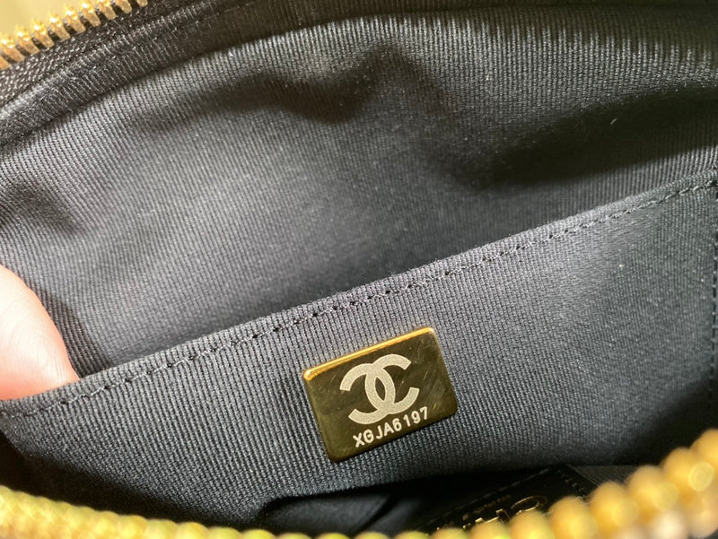  versatile purse view 8