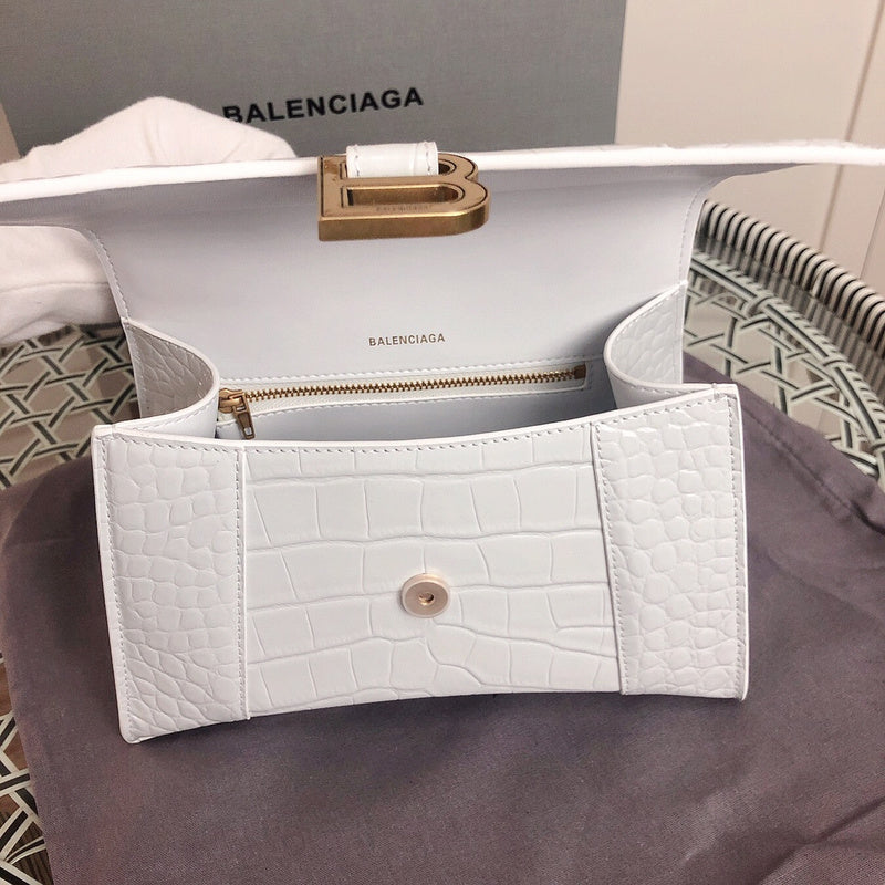 Front view of statement refined women's handbag – women's premium purse