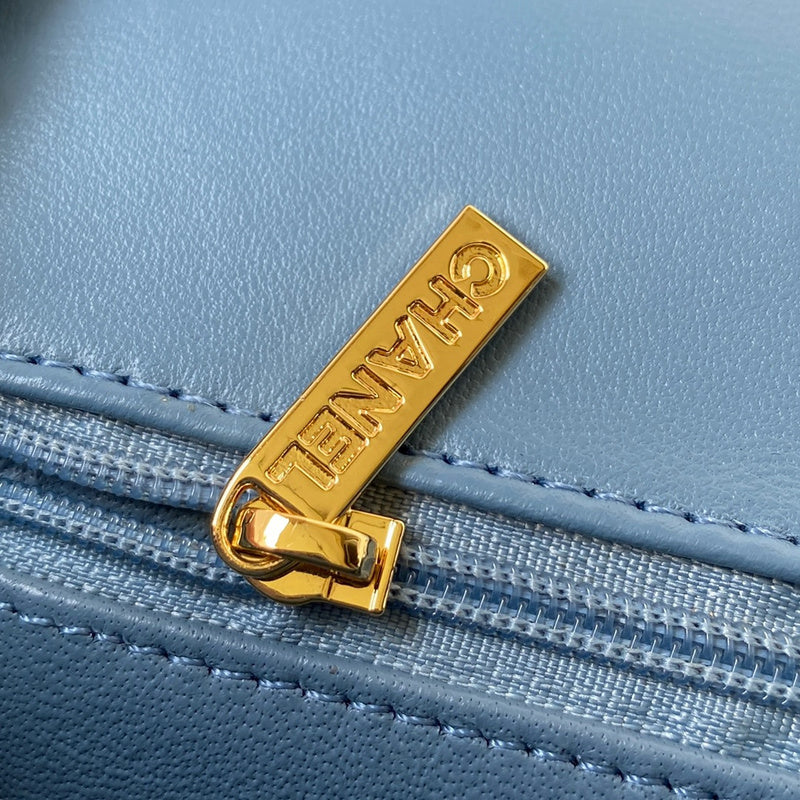  compact purse view 9