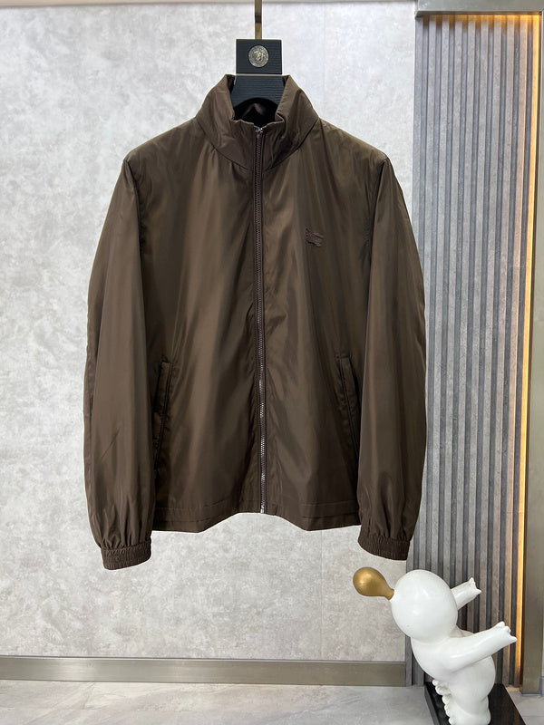 Side profile view of Burberry luxury piece style No.428
