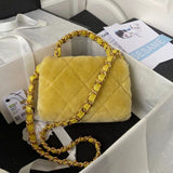 Zivas Charm Chic Craftsmanship Designer Handbag (Statement-Ready Design) – Detail View