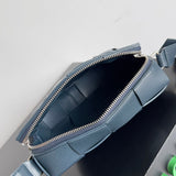 Polished Vegan Leather Handbag - Refined Silhouette | Women's Fashion Handbag #1598 - close-up detail shot (image 3) of designer-inspired handbag