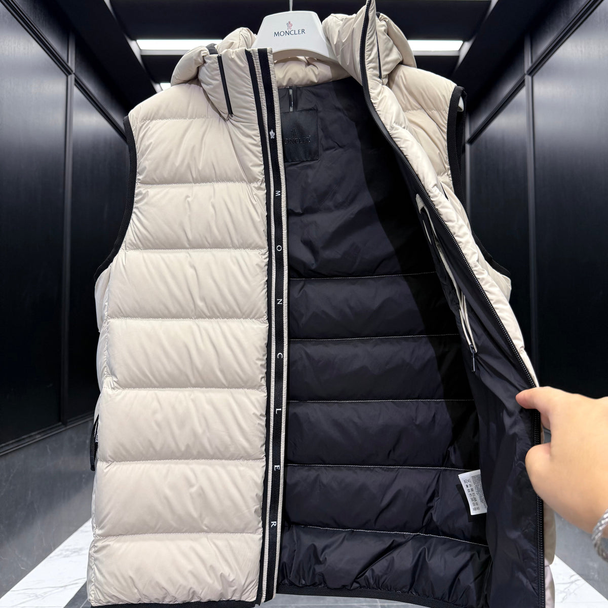 Vests? Monc Valmasque Vest Luxury Casual Designer Gilet