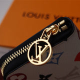  Elegant structured bag carried on shoulder 10