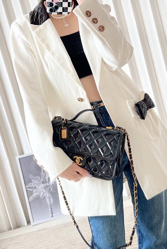 Zivas Charm Everyday Sophistication Designer Handbag (Elevated Daily Companion) – Interior View