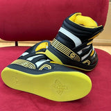 Side profile of Gucci clean off-white sneakers classic court silhouette