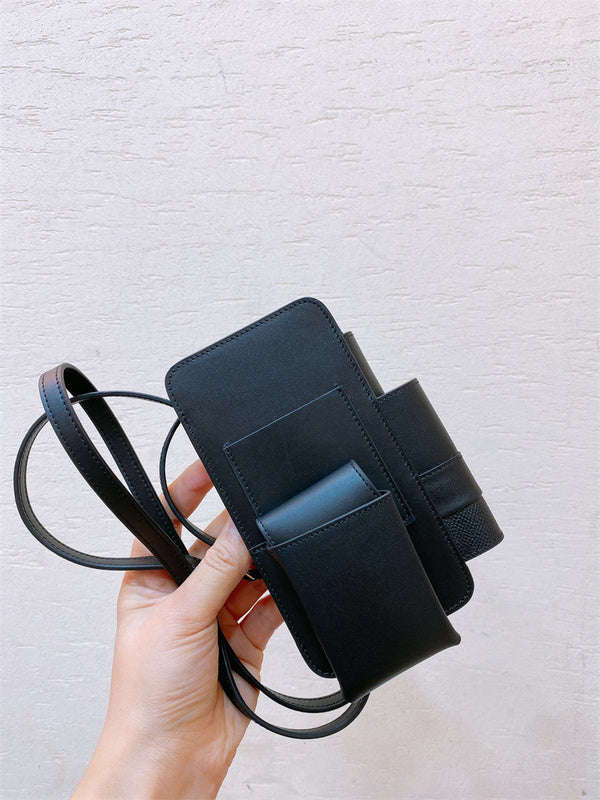 Close-up detail of balanced bag design
