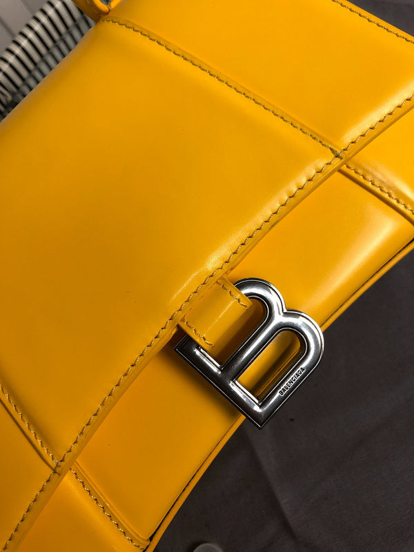 Front view of everyday-luxe statement women's handbag – women's premium purse