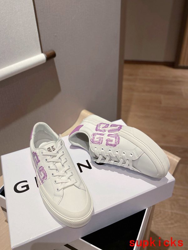 Givenchy shoes Style 002 - top view showing design