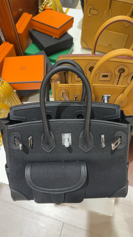 Side view of balanced structured handbag
