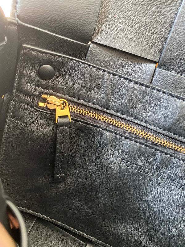 Chic Faux Leather Handbag - Chic Everyday Appeal | Women's Luxury Handbag #1636 - interior view (image 6) of designer-inspired handbag