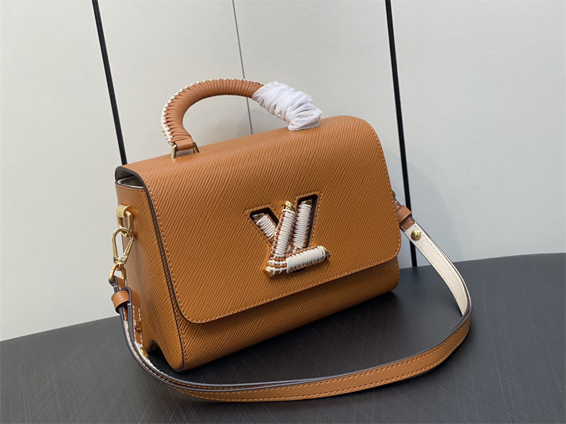 satchel interior and compartment view