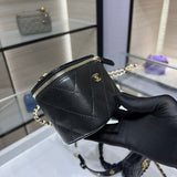  women's handbag, versatile design, view 2