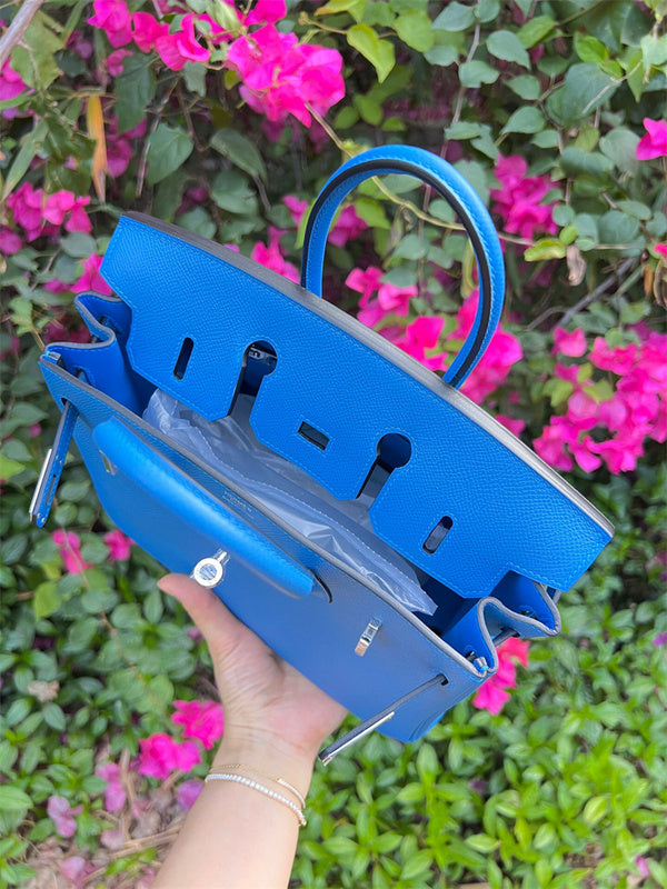  satchel interior and compartment view