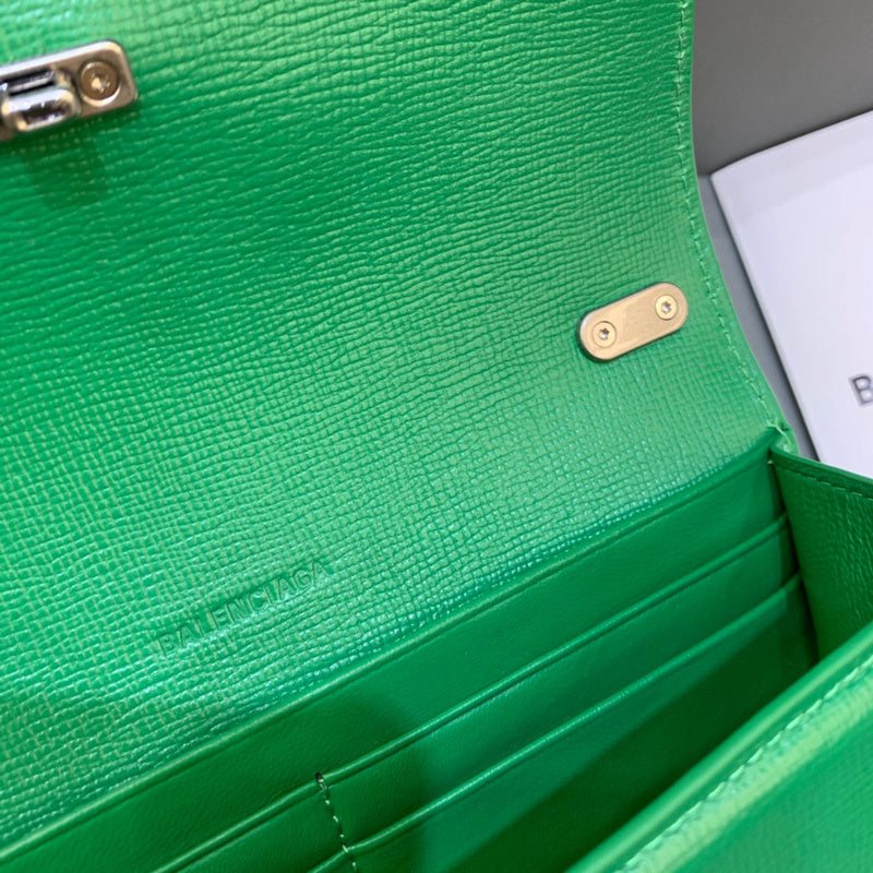Understated Faux Leather Handbag - Signature Hardware Accents | Women's Designer-Inspired Purse #421 - texture close-up (image 9) of designer-inspired handbag