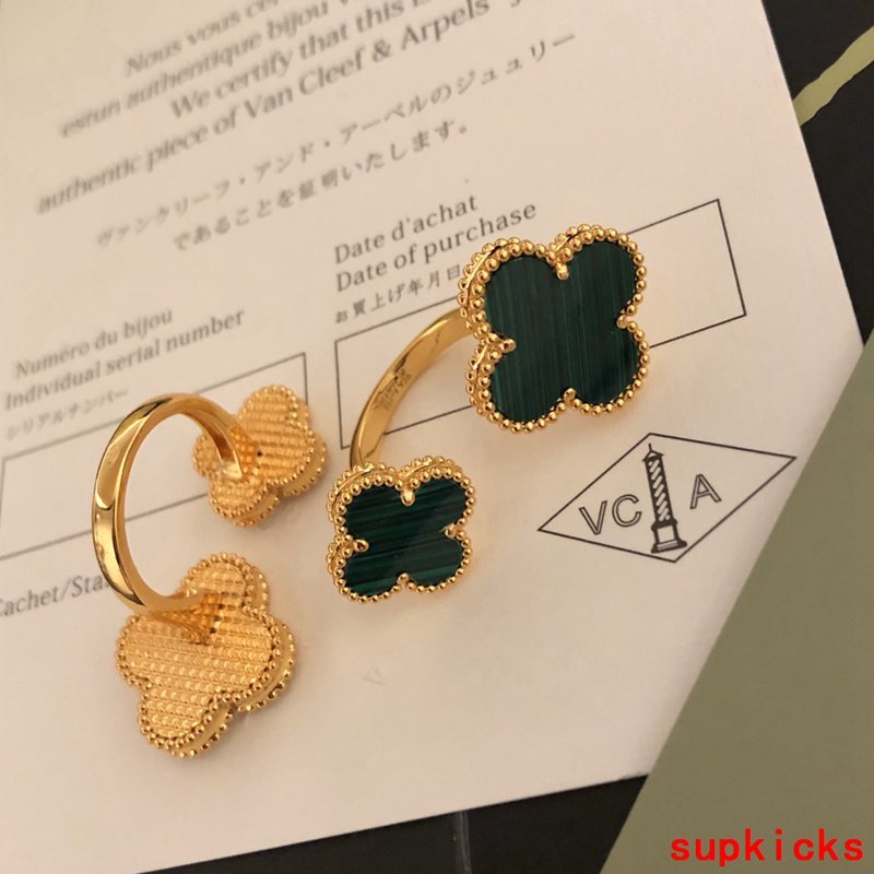 Side view of Van Cleef & Arpels unisex jewelry piece