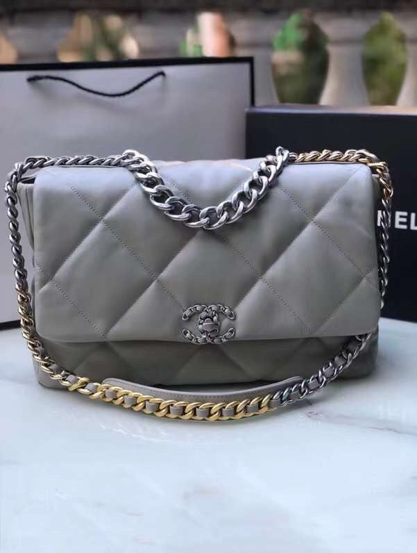  spacious purse view 1