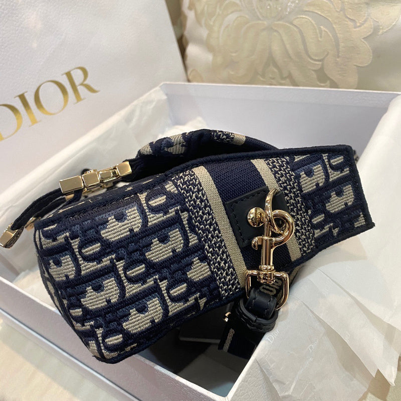 Styled lifestyle shot of sleek refined women's handbag – women's statement bag