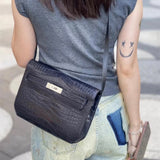  Classic everyday bag front view 7