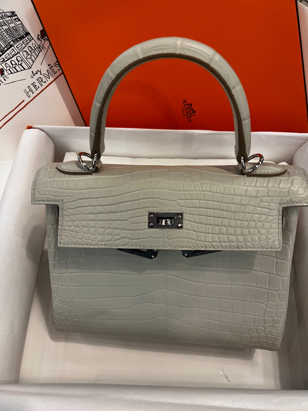 Structured bag women's premium everyday handbag