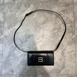 Contemporary Vegan Leather Handbag - Premium Craftsmanship Detailing | Women's Statement Accessory #712 - side angle view (image 2) of designer-inspired handbag