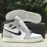 Nike clean off-white luxury sneakers view 10 padded collar comfort