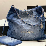  women's handbag, spacious design, view 3