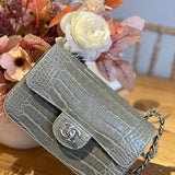  women's handbag, mid design, view 2