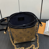  crossbody bag interior and compartment view 9
