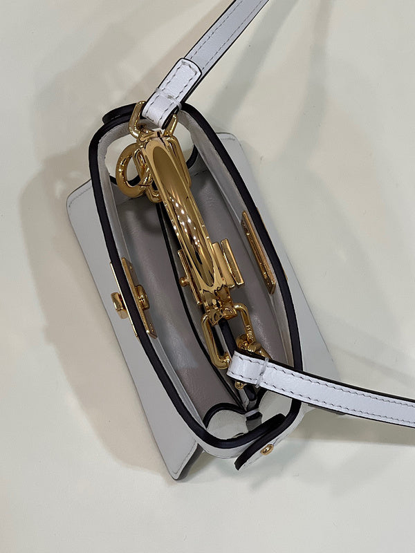 Ziva's Charm handbag – product shot (10cm*8.5cm*12cm)