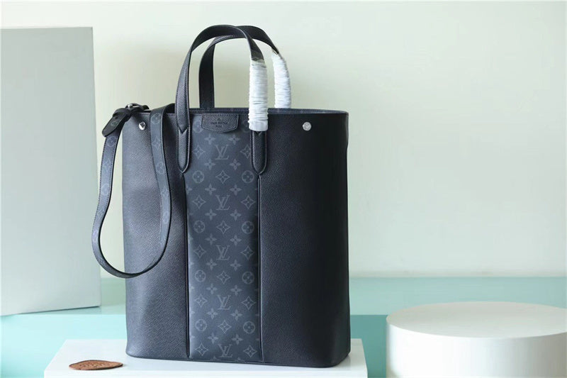  smart shopper bag detail view showing craftsmanship