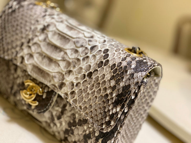  women's handbag, versatile design, view 7