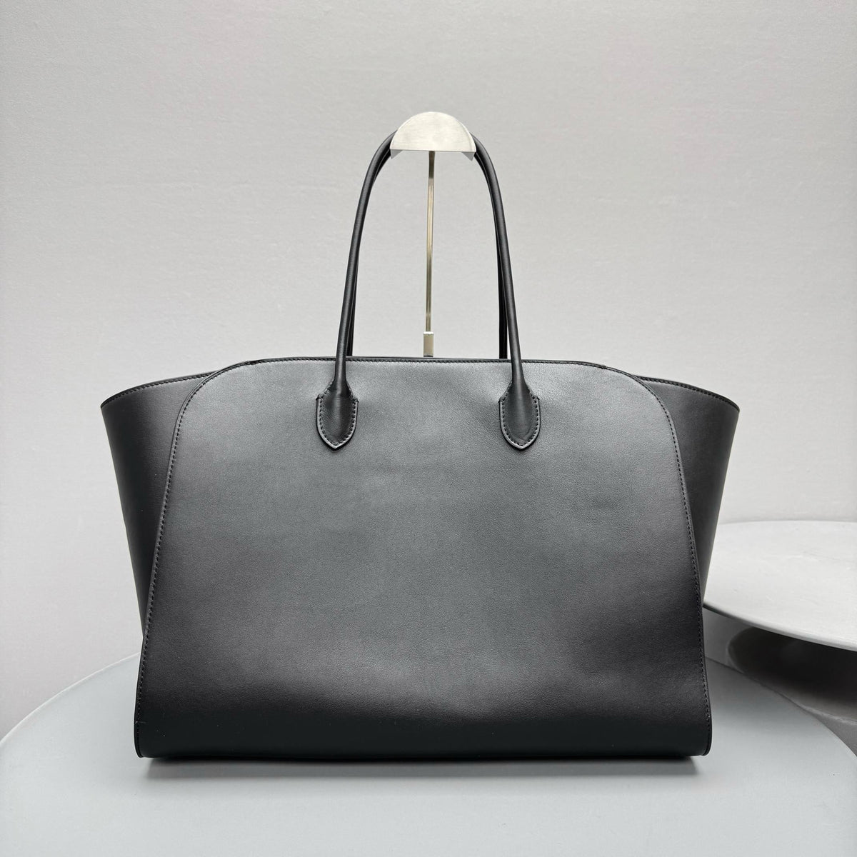 The Row Wallets? The Row Marlo 17 Bag Nd Premium Leather Designer Wallet