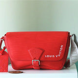  structured bag interior and compartment view 15