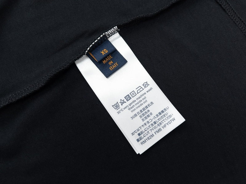 Side profile of Louis Vuitton cotton t-shirt with everyday silhouette
