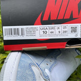 Nike crisp white luxury sneakers view 18 retro runner design