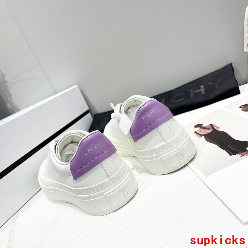 Givenchy Chocolate Brown Low-Top Sneakers - Heel Detail View