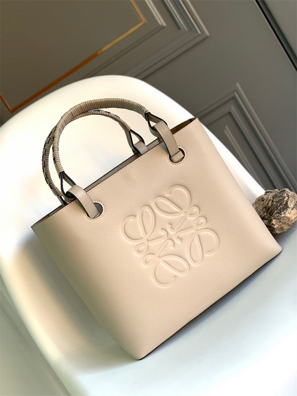 Ziva's Charm handbag – lifestyle view (29cm*14cm*25cm)