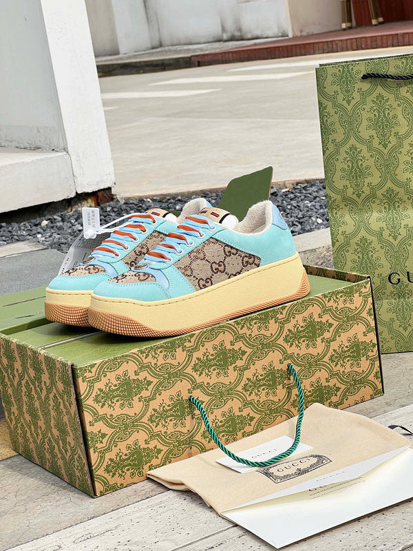 Gucci classic monochrome luxury sneakers view 6 retro runner design