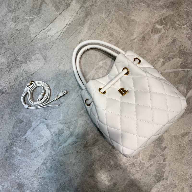 Modern Faux Leather Handbag - Everyday Elegance | Women's Luxury Handbag #793 - front view (image 1) of designer-inspired handbag